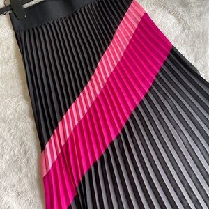 DKNY Pleated midi skirt